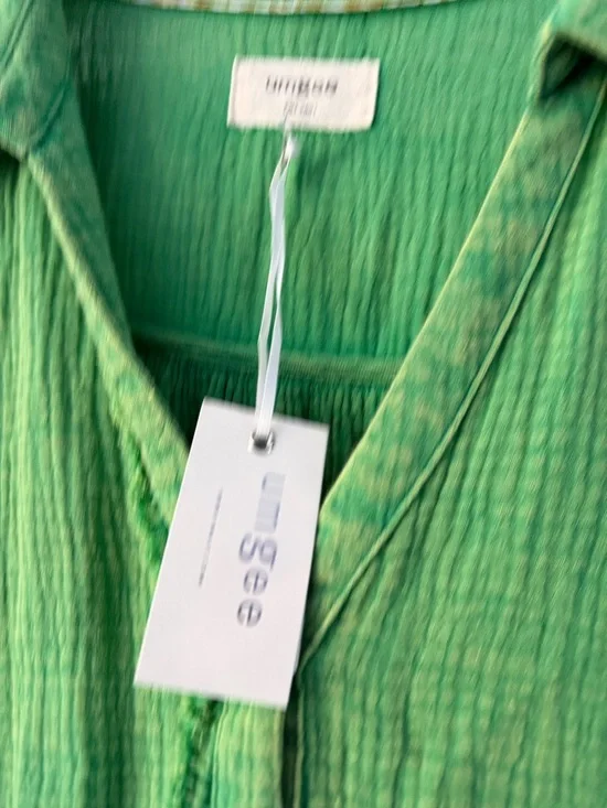Umgee Bright Green Textured Button-Down Peasant Tunic - Picture 3 of 4
